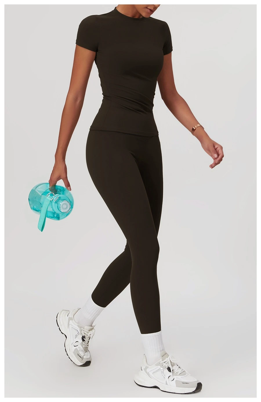 Women’s quick-dry yoga short sleeve tee in brushed nylon-spandex, slim-fit activewear top with classic crew neck and extended hem