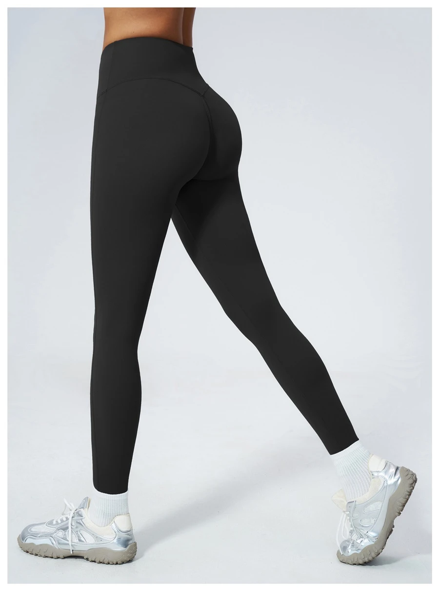 Women's peach butt lifting leggings with contour seam design-black