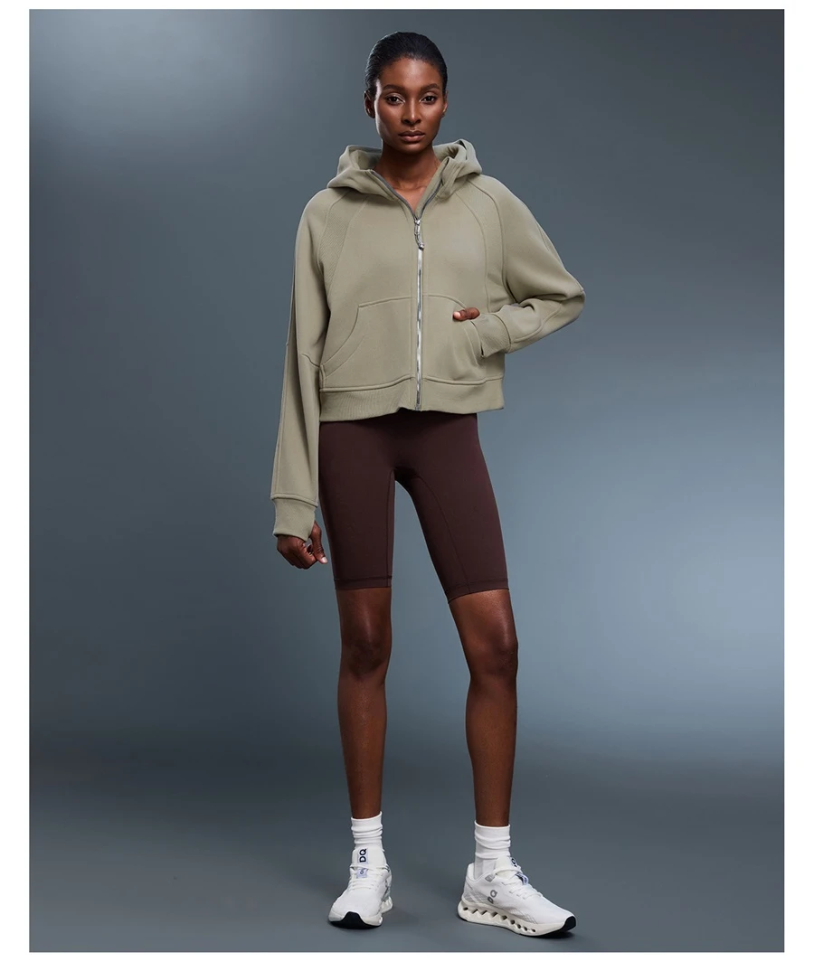 Casual winter hoodie jacket with detachable zipper pull design