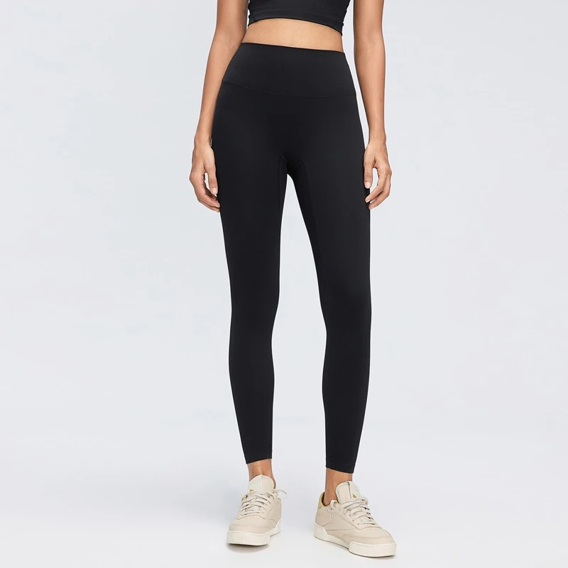 Women's high waist peach-lifting yoga leggings for Pilates and workouts