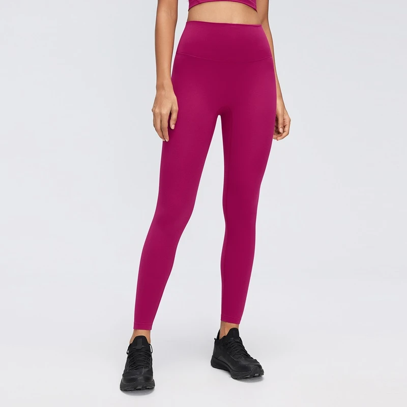 Women's high waist peach-lifting yoga leggings for Pilates and workouts